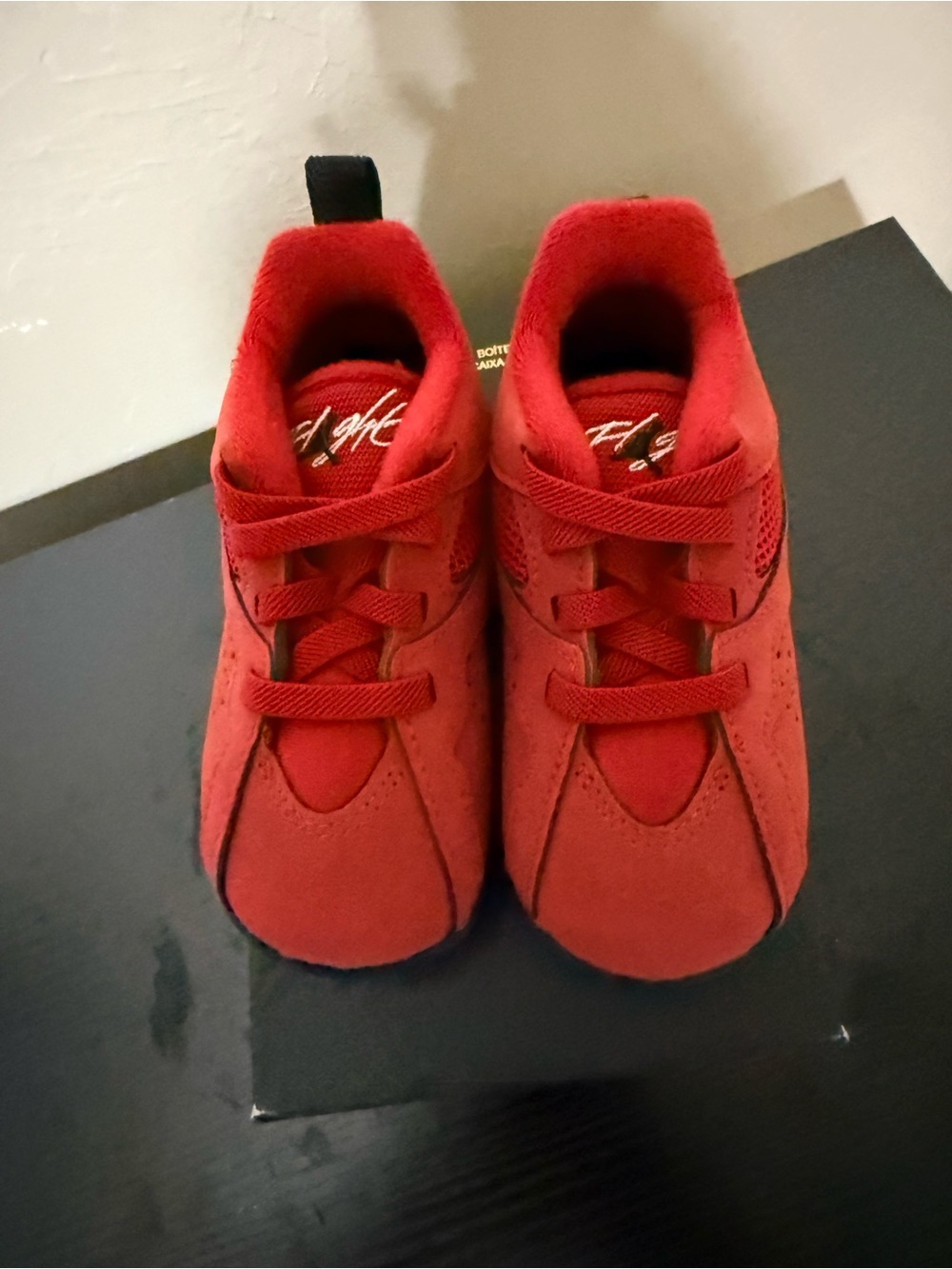 Nike Kids Gym Red Jordan MVP 92 Sneakers NWOT 6C